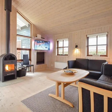 Three-bedroom Holiday In Juelsminde Holiday home